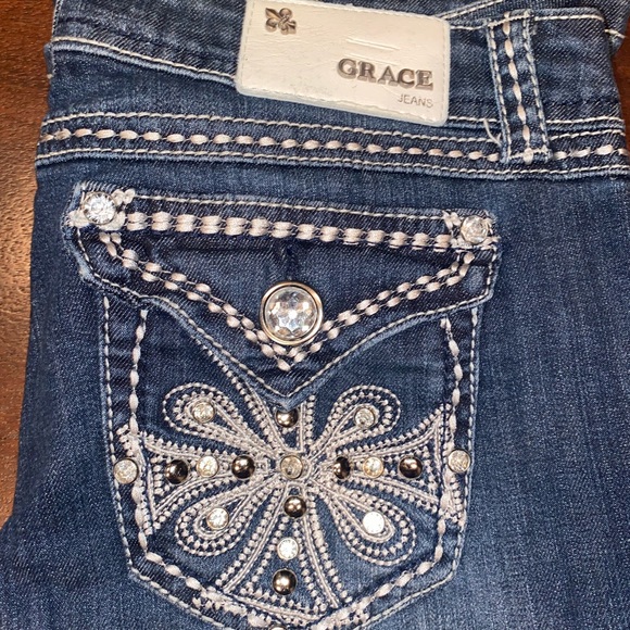 Grace Jeans - Picture 2 of 3